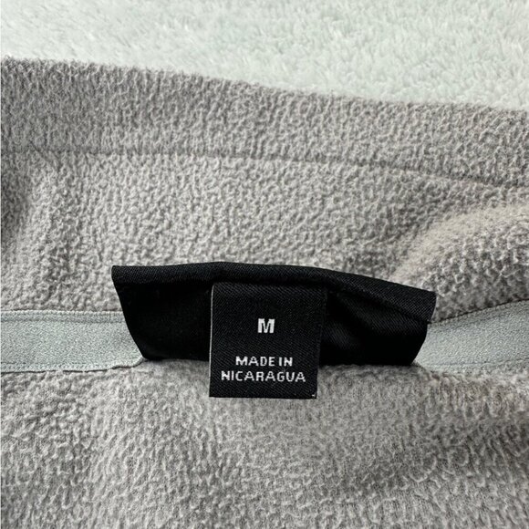 Patagonia Men's Micro D Fleece Pullover Grey Half Zip Sweater Size Medium - Picture 3 of 16